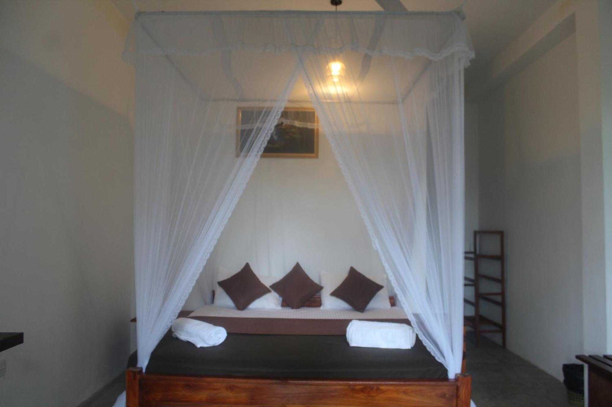 Lazy Bear Lodge Ella Room photo